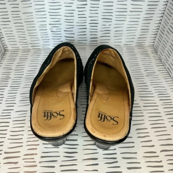 Sofft Suede Leather Studded Slip on Mules Clogs Size 8.5 - Picture 5 of 6